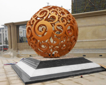 不銹鋼雕塑價格的影響因素有哪些？